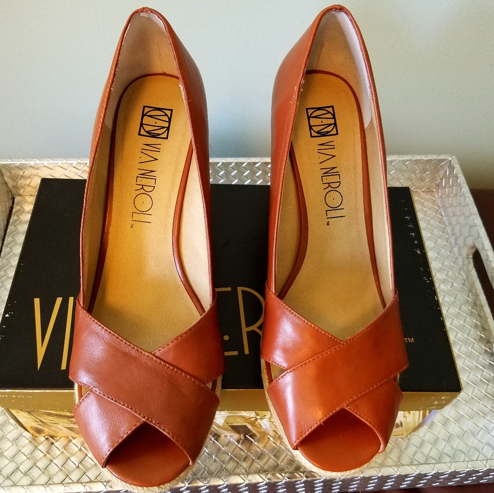 Wedge sandals